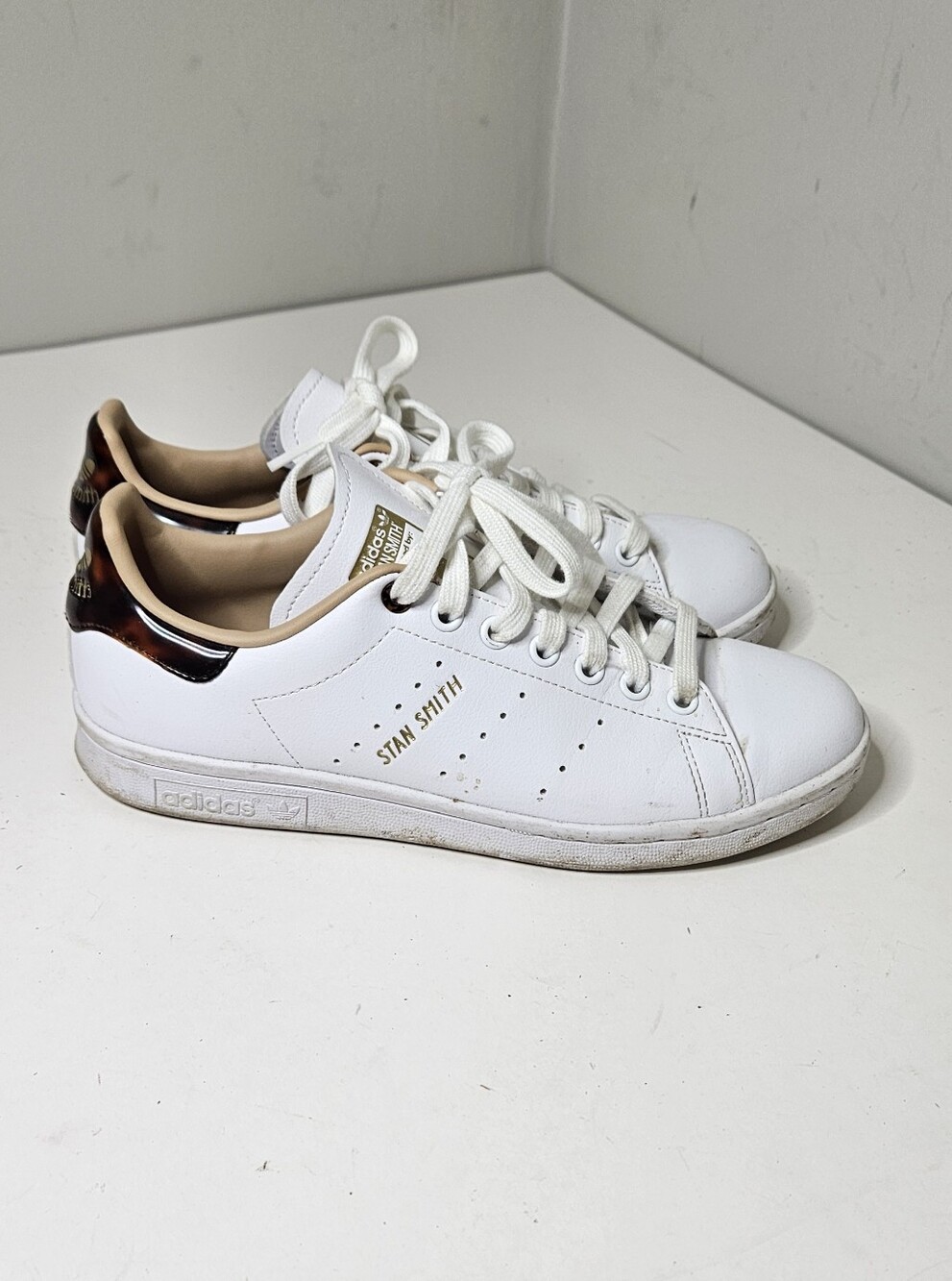 Adidas Stan Smith White Tortoiseshell Kicks Sneakers Leather Women's 7.5